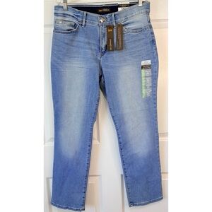 Lee Flex Motion Comfort Waist Light Wash Matinee Straight Leg Jeans NWT 16S